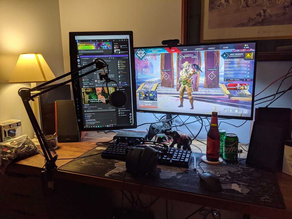 ElephantGranite's tweet photo. Apex stream time! Come hang out and say hello! 

#streamer #smallstreamers #ApexSeason7 #twitch https://t.co/zwrqRYlNkB