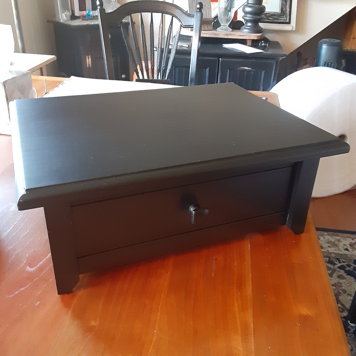 Keatingwoodart's tweet photo. Shipping out another one of our popular computer monitor stands this one in satin black #etsyshop #EtsySeller #handmade #computer #computermonitorstand #homeoffice https://t.co/bpedydkunK https://t.co/T9T3cpfUFk