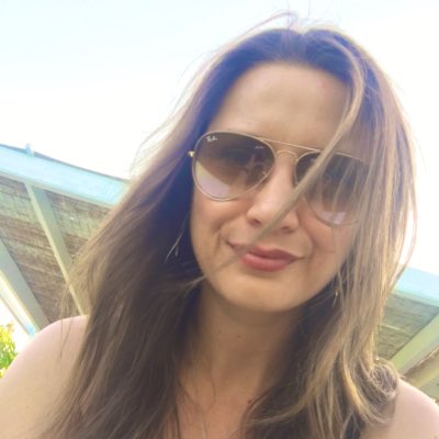 MandaLepley's tweet photo. #NewProfilePic I love holidays 🥰 https://t.co/NpggV7eUNg