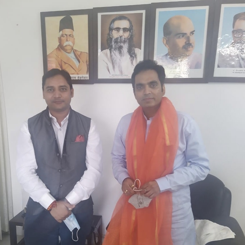 Pradeep75669625's tweet photo. #मेरा_नेता_मेरा_अभिमान
वक़्त मेरा हो ना हो पर, मैं हर वक़्त आपका हूँ ...
#favleader
#शुभ_दीपोत्सव .. #happy_diwali ..🎊🎇
🙏🙏🌷🌷 https://t.co/UH4pex1E1E