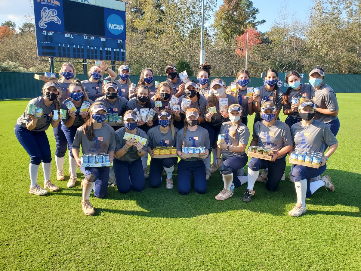 Patriot Softball tweet media