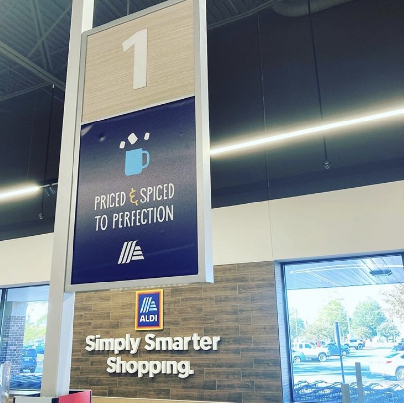 pr1marycolor's tweet photo. The new holiday signs that we printed for @AldiUSA are making the aisles merry & bright! Have you spotted the new signage at your local Aldi yet?
Photo Credit: @aldifavoritefinds
#aldi #aldiusa #aldifinds #holidays #christmas #aldiholiday #primarycolor #printing #signage https://t.co/MgXGspNxUr