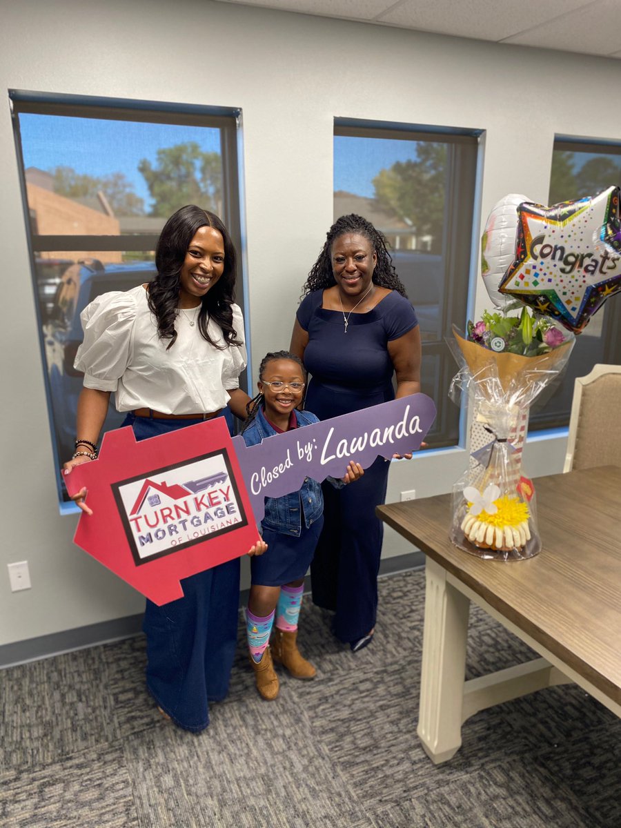 nvhomes4you's tweet photo. Congratulations to Alayna Wilson for closing on her GORGEOUS, Upscale, Custom built home! She was accompanied to closing by her pretty “mini me” daughter Taylor, her wonderful, proud mother Mrs. Betty Wilson and her happy and supportive fiance Keith Ridgley. #FirstTimeBuyer https://t.co/gktitZdnXh