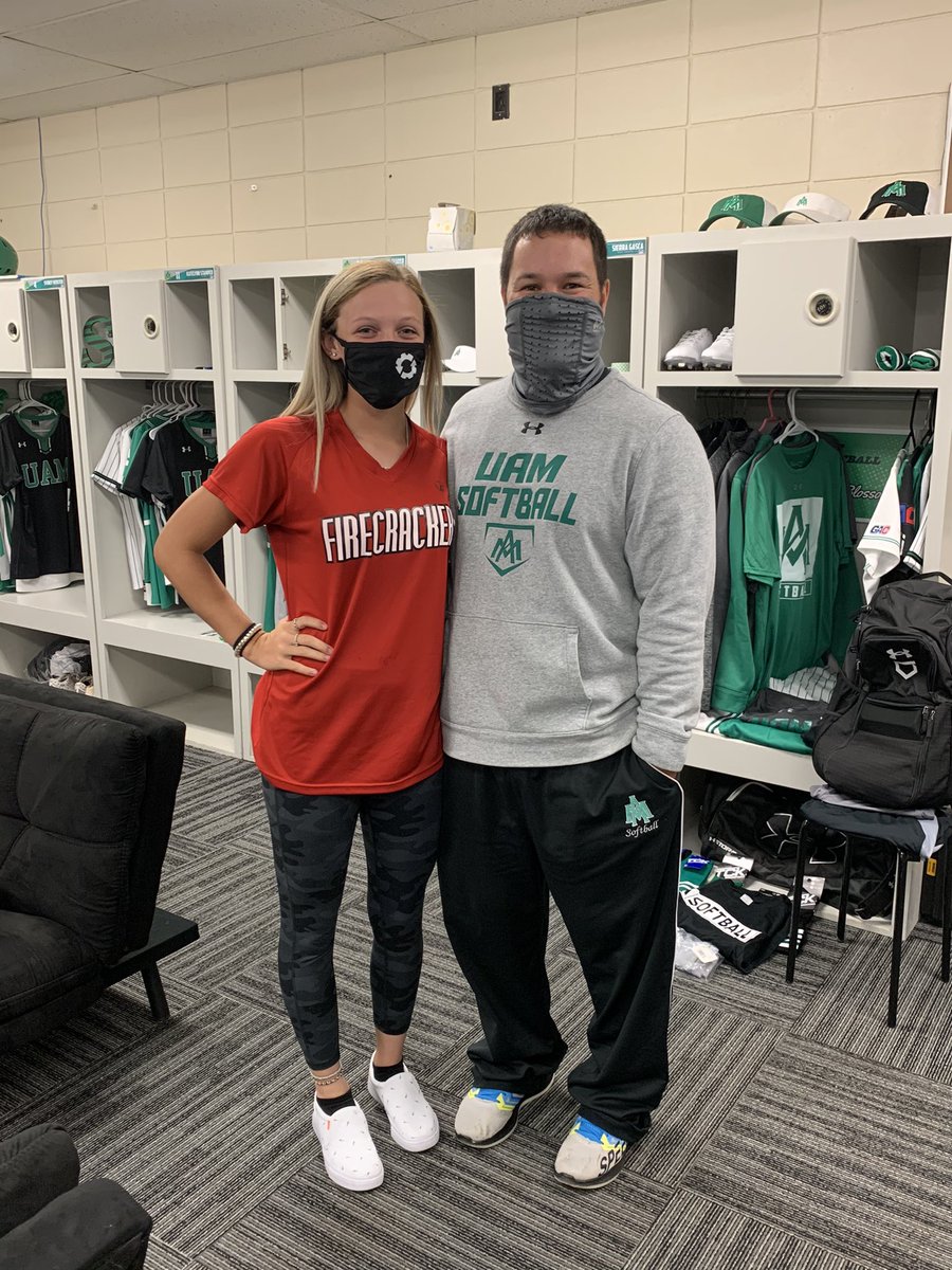 jjaaddyynn5's tweet photo. I’m extremely excited to announce my verbal commitment to play softball at the University of Arkansas at Monticello!! Thank you to everyone that has been here through this process. #Committed #BlossomSoftball #AllGas @Coach_Lem_UAM @DfwFirecrackers https://t.co/8mKoGDvx4f