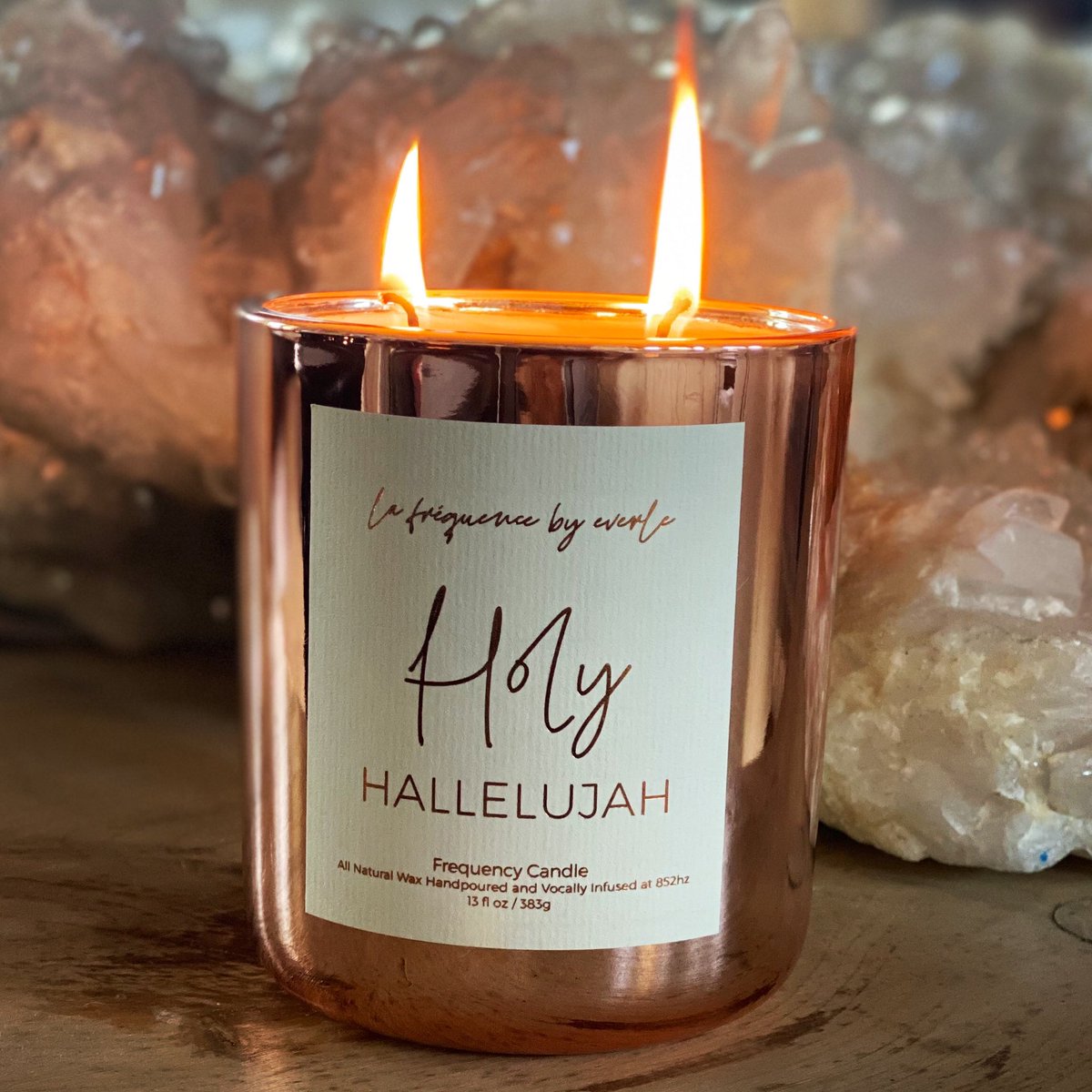 SoulOfEverLe's tweet photo. Introducing the limited edition “Holy Hallelujah” La Fréquence holiday candle ~ https://t.co/f0SjUIR39H https://t.co/kzUxuulagI