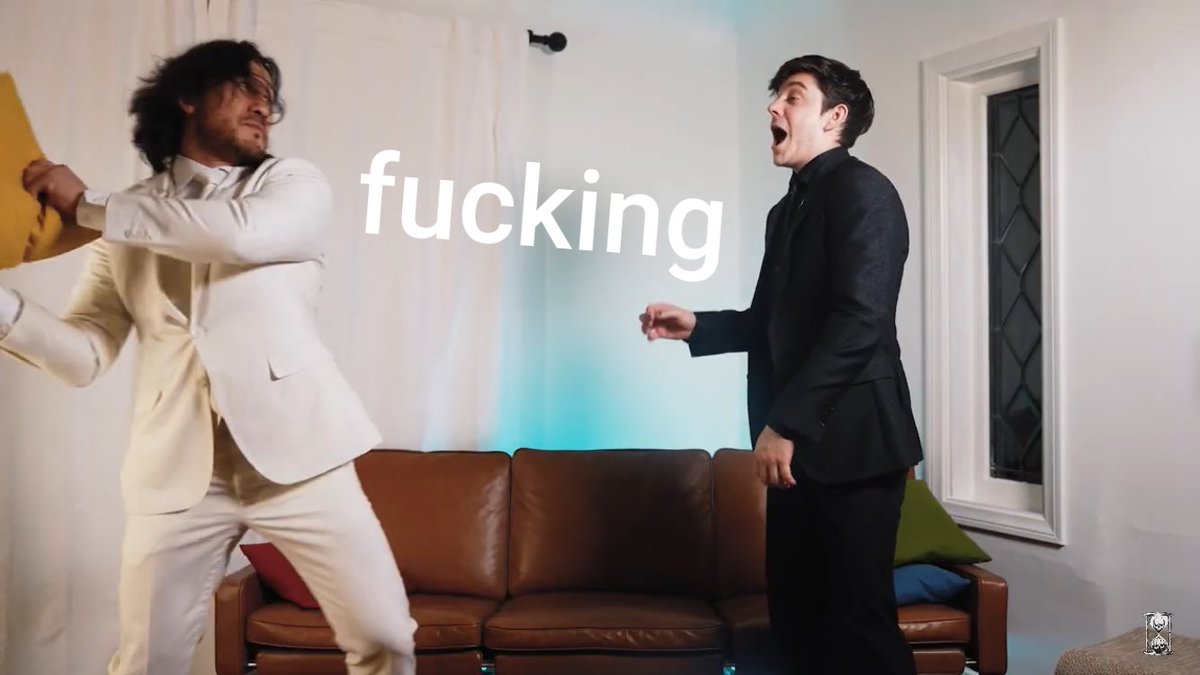 prettypinkmicki's tweet photo. I feel like thus is a better version of that one meme 😂😂 #unusanusisoverparty https://t.co/4wEWnAsrXW