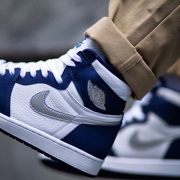 jordan 1 co jp navy on feet