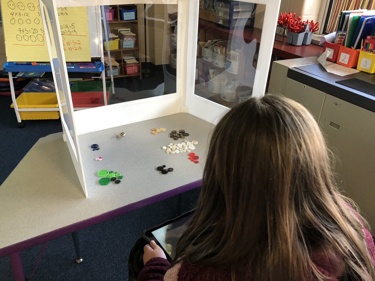 becksbunch3's tweet photo. Classifying and sorting buttons.  We have been studying different scientist and what they do. https://t.co/nY8Z4NLBbx