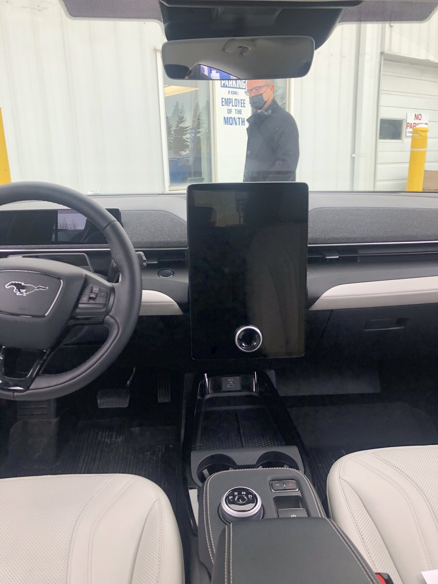 LacombeFord's tweet photo. Again, not to be dramatic or anything, but I think we are all in love with this 2021 Mustang Mach-e🤩

After the Bronco sneak peak, it was the Mach-e's turn to stop by the dealership😎 If you thought it looked nice on pictures, it's even better in real life. https://t.co/YQhB6M0Q1g
