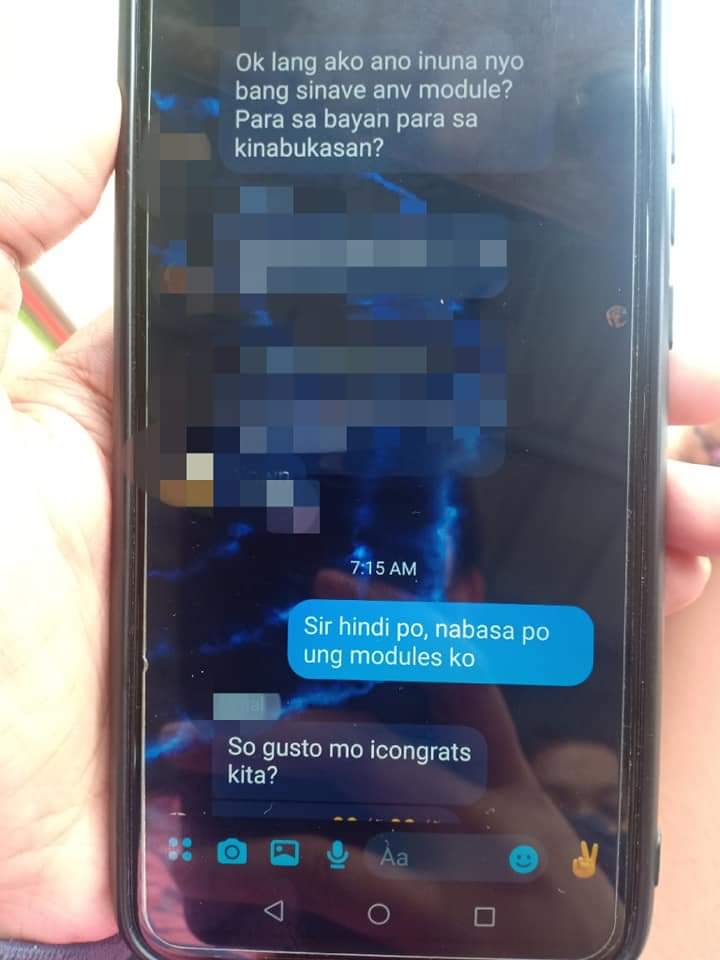 jonginandkai's tweet photo. In a midst of calamities, uunahin pa ba ng isang estudyanteng isalba ang mga modules niya kaysa sa sarili at mas importanteng kagamitan sa bahay? Sana may awa at considerasyon naman ang iba. And the teacher is aware na binaha buong bayan nila. https://t.co/dkKvr9kNii