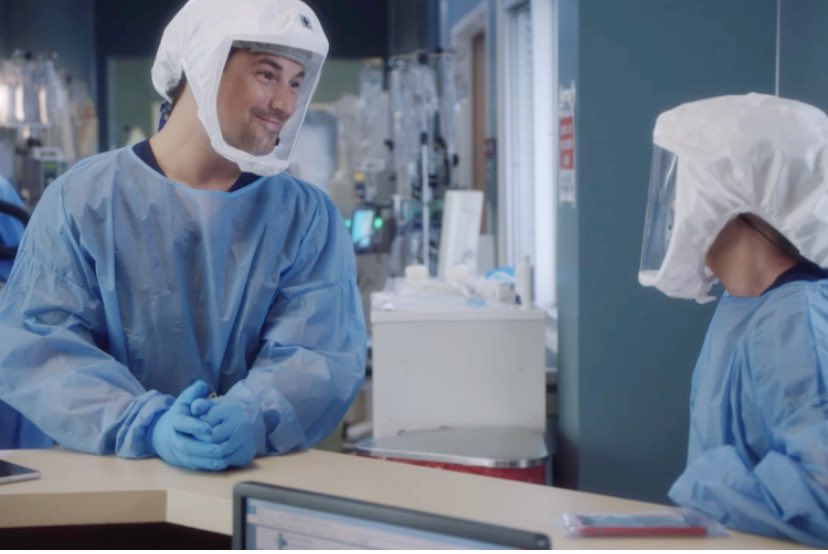 Giacomo_Online's tweet photo. Giacomo as Dr DeLuca in episode 17.02 of #GreysAnatomy

A thread...

@GiacomoKG @GreysABC @EllenPompeo @KimRaver @KellyMcCreary 

#DarkBlueDeLuca #TeamDeLuca #MerLuca https://t.co/VePkhYD0yx