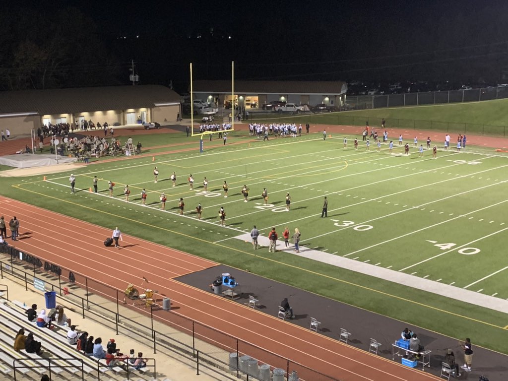 ScottCarpTV's tweet photo. My final assignment is a good one. @carverfootball_ vs. @HardawayFB for first place in @OfficialGHSA 4A Region 2. Highlights on #TouchdownTonight at 11:15p Eastern. https://t.co/Dj5QFA463M