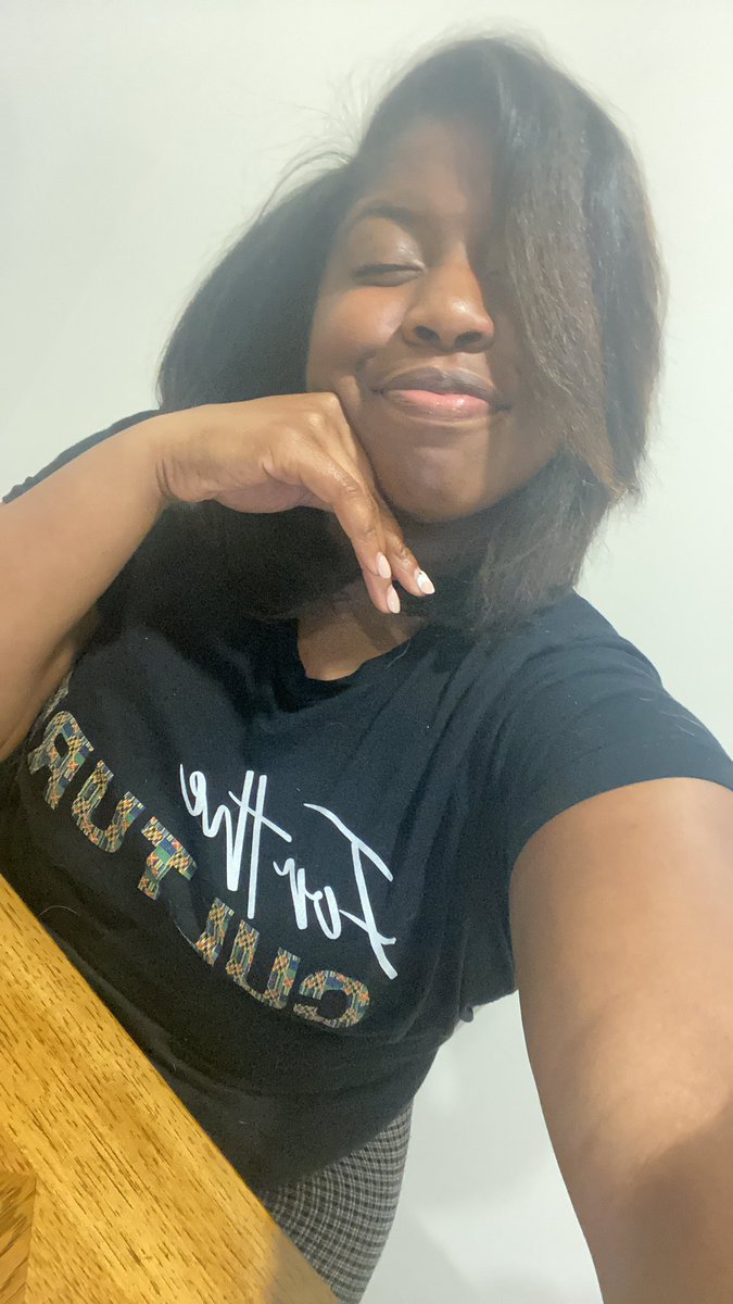 HeyitsNikia's tweet photo. Your favorite judge ready for virtual #DeepherDude2020. Let’s go @dphietemple https://t.co/nbuZrN4p8R