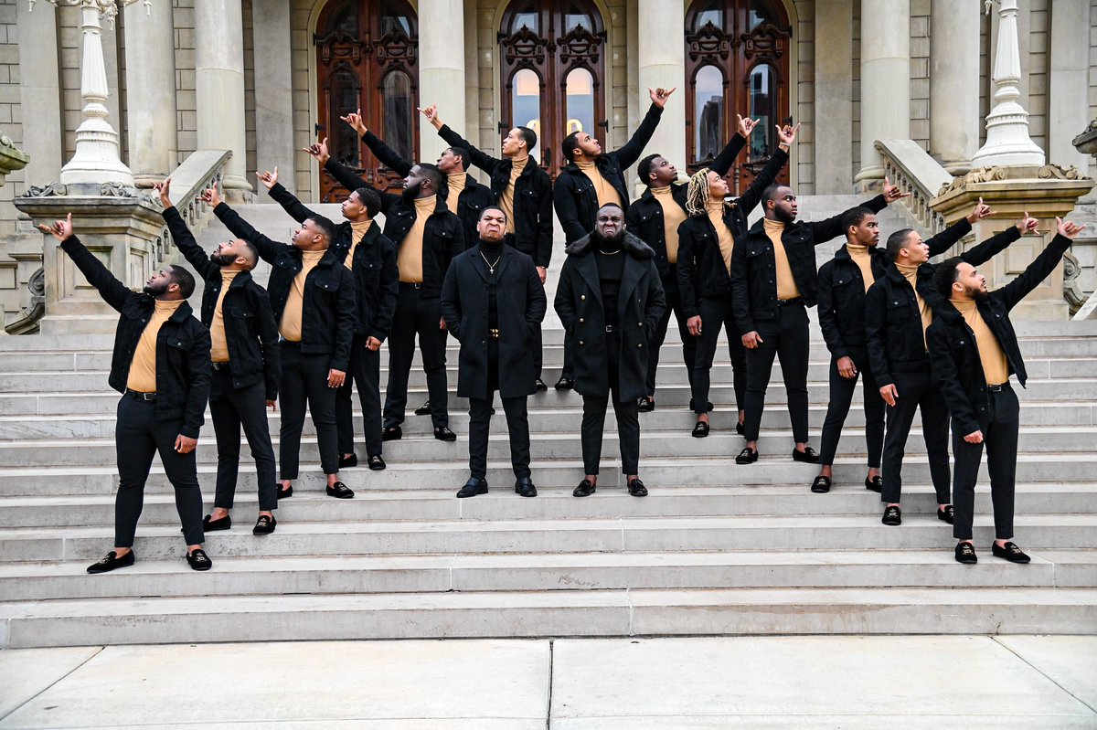 _officialdev2's tweet image. This was 100% worth the long fight. Now it’s that time to actually put in that work and support my family, my campus, and my community. 
#alphaphialpha #06! #ExecutionChapter #ZetaDelta
#DueceClub