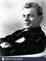 That's the great Joseph Cotten as Jed Leland (both young and old). Two years later, he would have the role of his career in Alfred Hitchcock's Shadow of a Doubt.