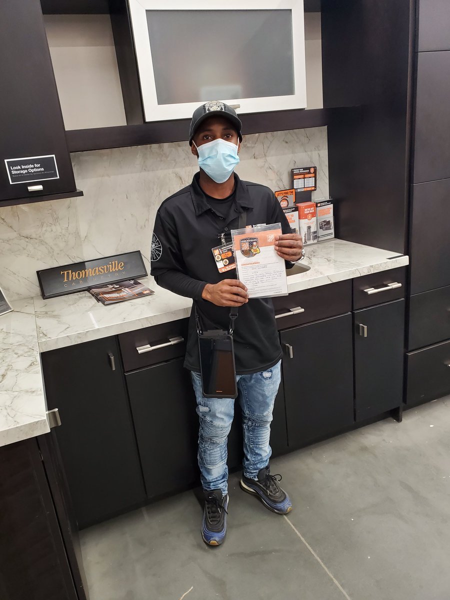 SefIbrahim1's tweet photo. Since promoted to MET SUPERVISOR, This young man has gained the trust as well as built confidence in his associates. Thankyou Kenneth Sanders for your communication and partnership with D38. We appreciate all you guys! @daniel_opene1 @Bryan_Weglage https://t.co/dsTx99Onpl