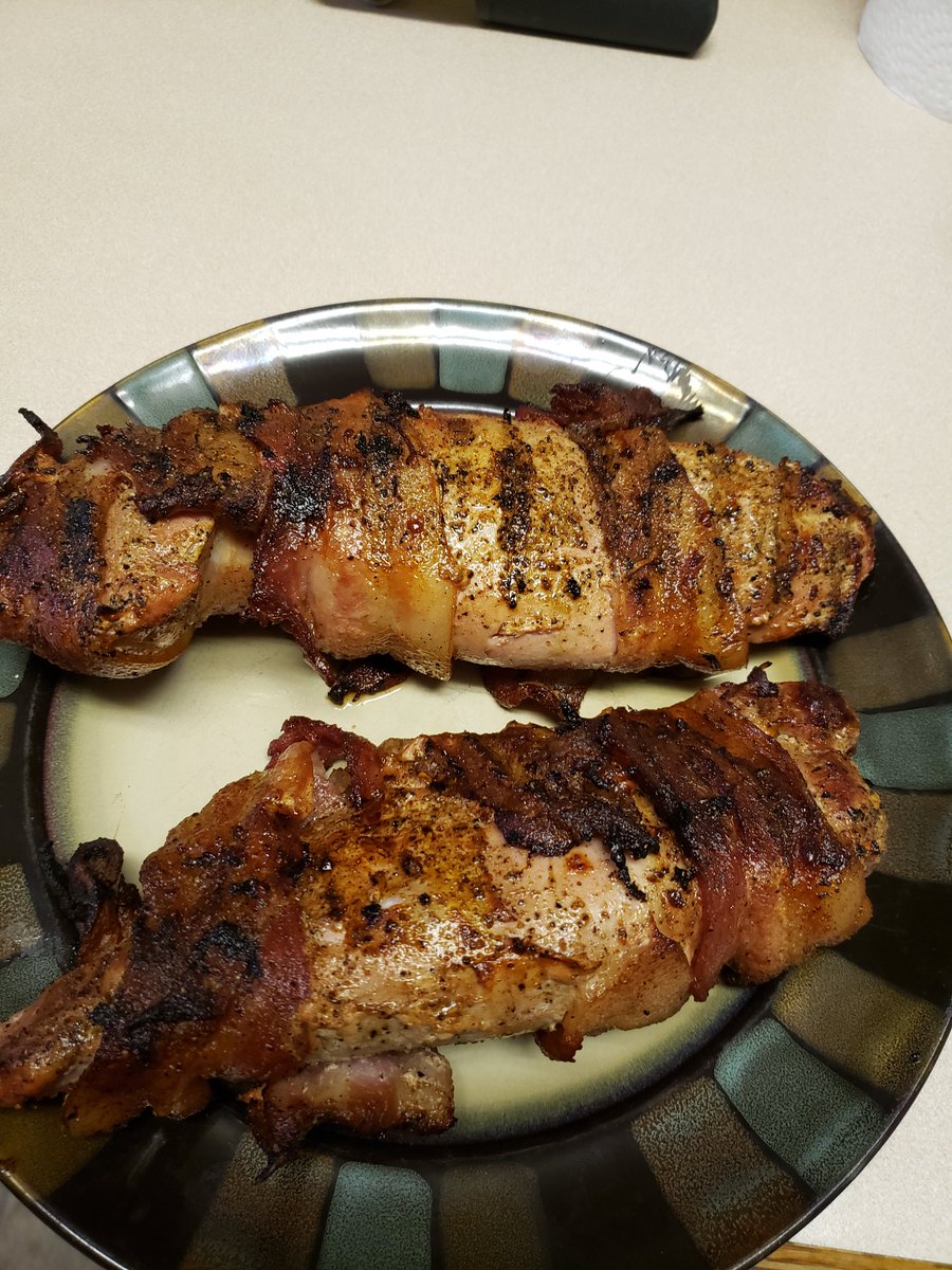 BrianArmitage25's tweet photo. Maple bacon wrapped pork tenderloins seasoned with maple bacon salt and maple bacon pepper! #doublepork #noleftovers #PITBOSSNATION https://t.co/sVO2hDKzhg