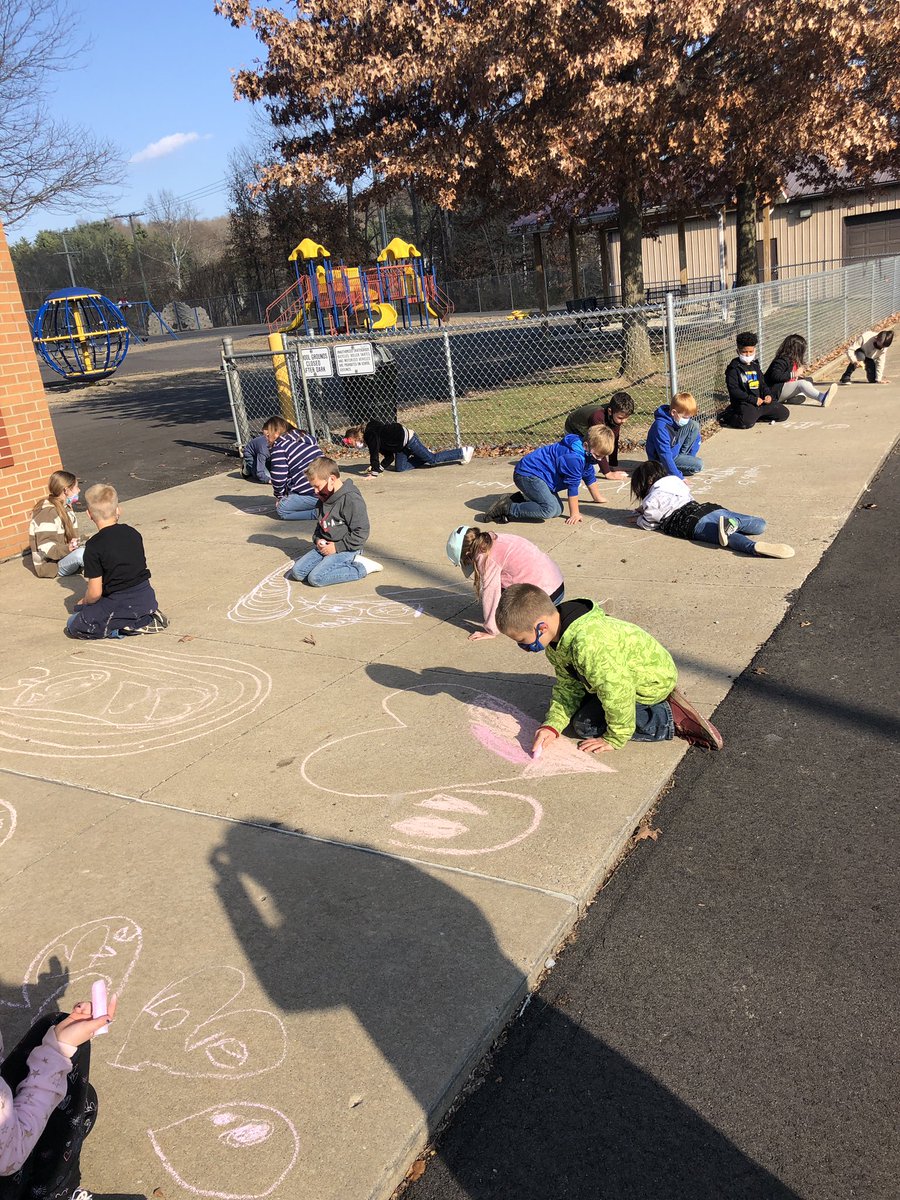 2ndwithMrs_K's tweet photo. Second Grade celebrating the end of “Dude Be Kind” week by leaving kind messages for others to read! #RESrocks @mrscoconis @MrVK_RES https://t.co/qxyCZuu1VQ