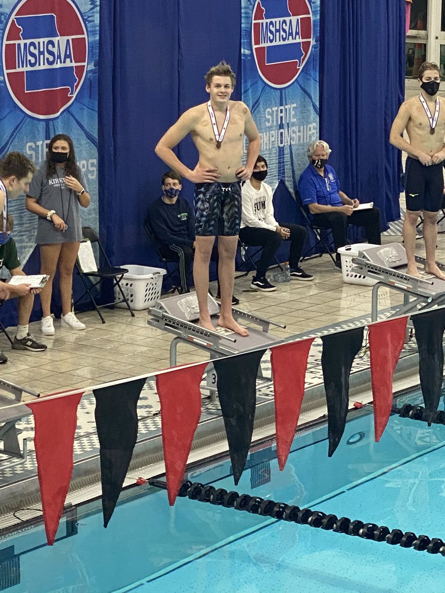 phsouthswimdive's tweet photo. Ethan Roach lowers his personal school record in the 100 back to a 50.19 while also placing 3rd overall! #stateswim #2020state https://t.co/2RFfPmNTgm
