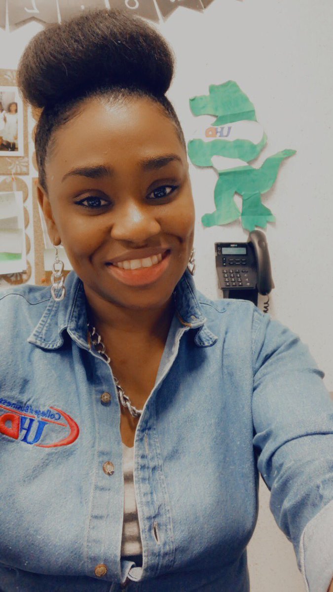 ldlandry2017's tweet photo. “College begins here” #MeadGenTx #MeadJagLife @MeadMS_AISD 🤩😉#UHD @dijess_23 @LKing703 @dmk782 @cebcolbert @drcrstewart https://t.co/cMzviFa98C