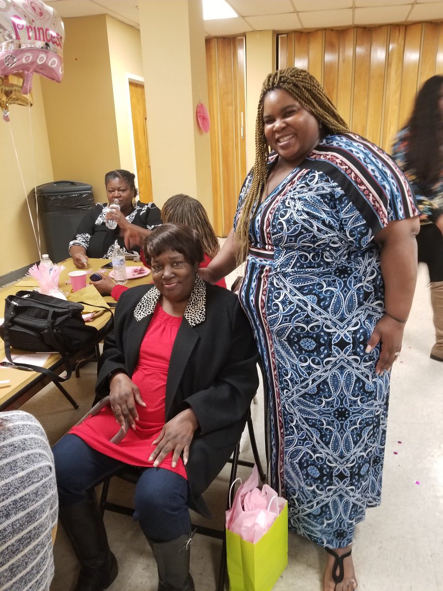 TonyaMac161's tweet photo. Rest in Heaven Momma!! You gained your wings.  11/11/2020 https://t.co/18Rz1eoUpg