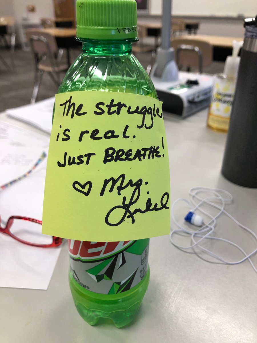 raiderteach's tweet photo. Friday surprise and delight from the best principal around!! ❤️❤️ https://t.co/uIAag0paWJ