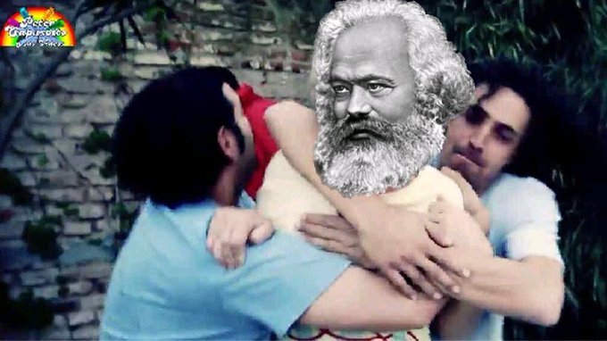 Yo89042186's tweet photo. Karl Marx se entera de que Nicolás del Caño se opone al impuesto a las grandes riquezas. https://t.co/96VfdIiKO7
