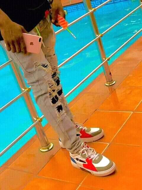 enny_boy tweet picture