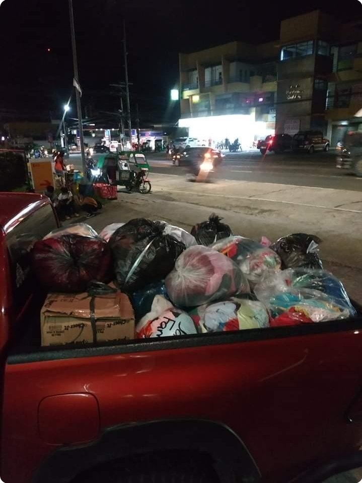 queenqarla's tweet photo. Early morning wrap of JCI Cauayan Bamboo 🐼. Feeding program later today. To donate, please see my pinned tweet. It includes donation hubs in Tuguegarao, Cagayan. #IsabelaNeedsHelp #CagayanNeedsHelp #CagayanValleyRegionNeedsHelp https://t.co/gZR9HU4nTU