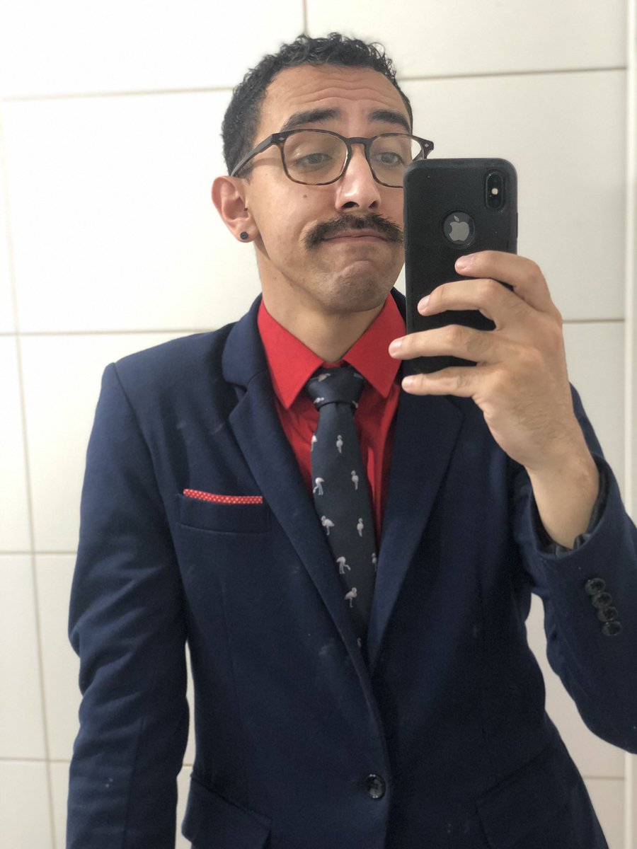 RausSantos's tweet photo. Mirei nos Warbles, acertei os apoiadores do Trump. #SMUNC https://t.co/Fdnv6uOxLX