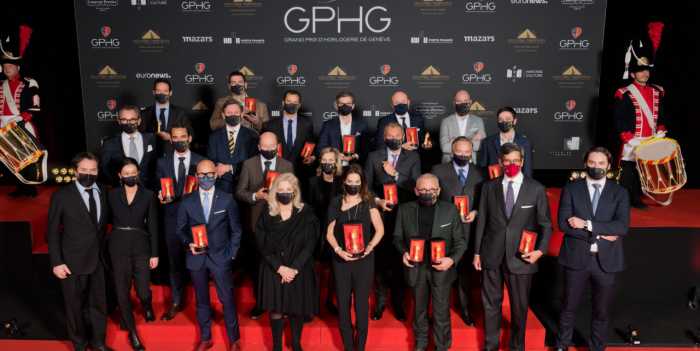 WatchWorldIndia's tweet photo. PIAGET WINS THE “AIGUILLE D’OR” GRAND PRIX
https://t.co/3Ux9P00MOY https://t.co/CDaYlTe5wB