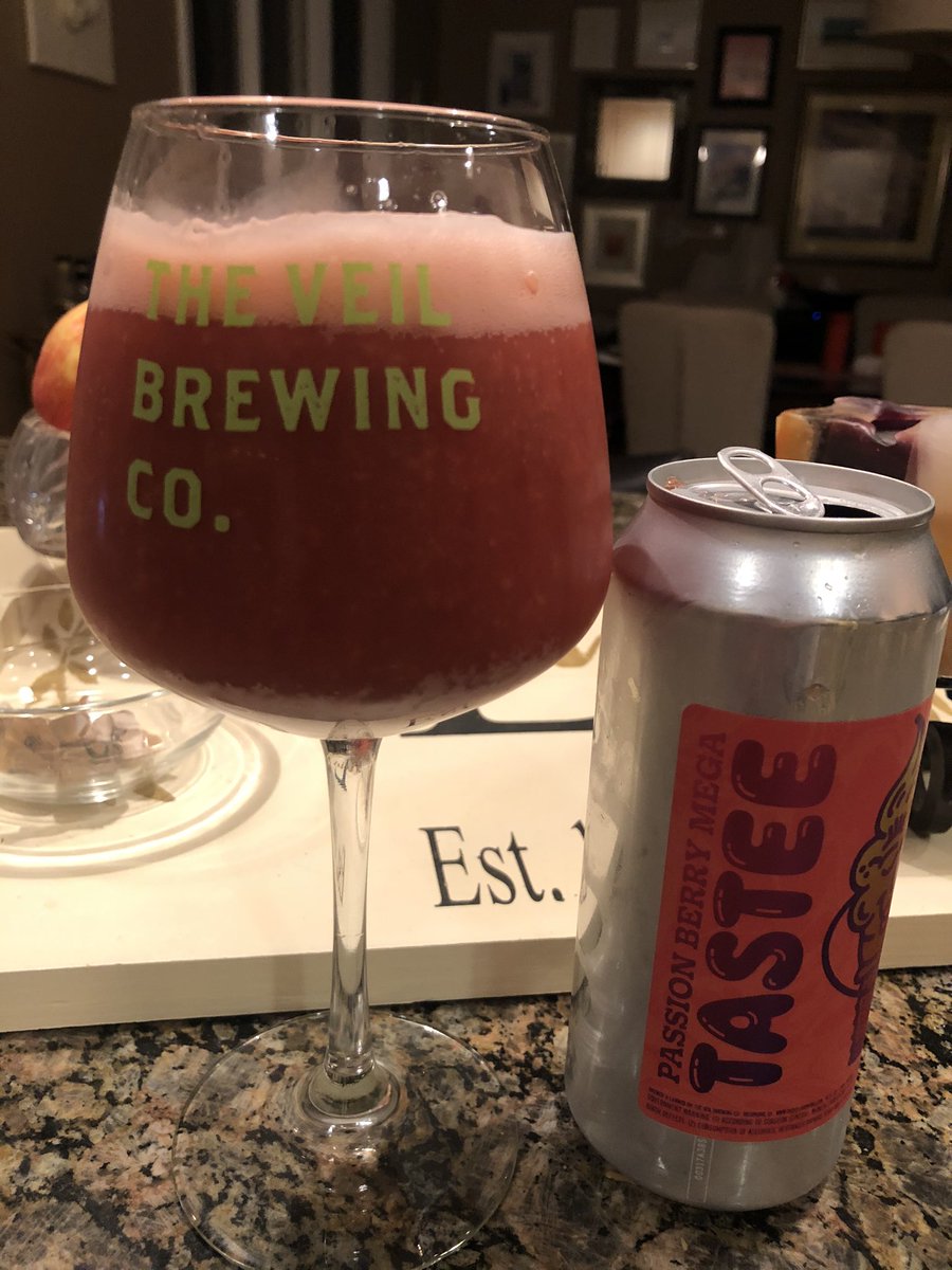 scottlinn_'s tweet photo. Little music, some stinky lines, and a beer of the weekend from @theveilbrewing @DTCWINE Cheers and #EnjoyResponsibly #ThanksForHangingWithUs https://t.co/sRVDJy0yqy