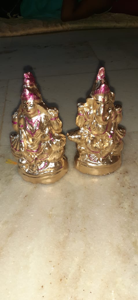 दीपावली पर्व पर आप एवं परिजनों को मंगलमय शुभेच्छा।