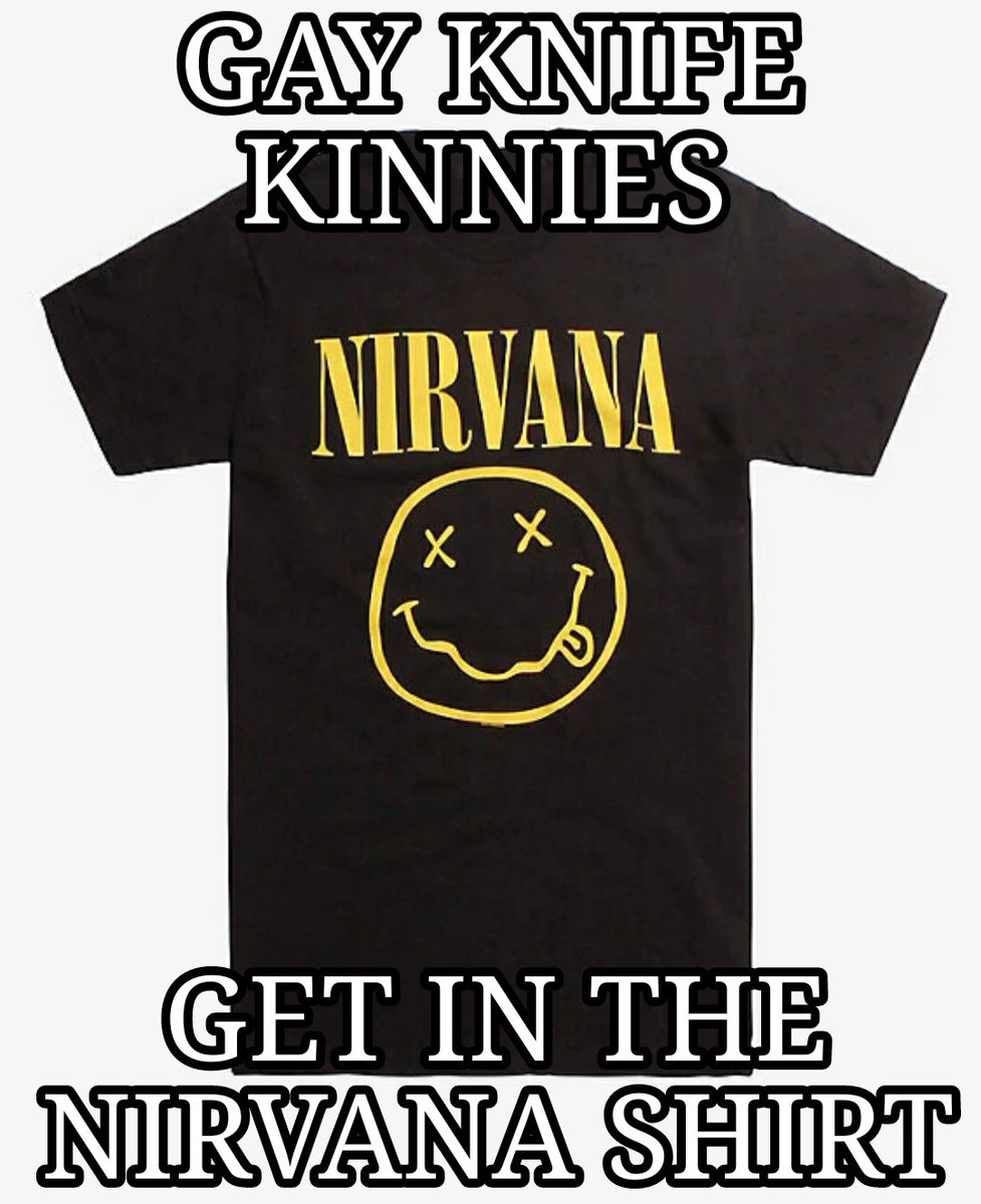 kniferific's tweet photo. Me @ myself https://t.co/lwXBNwA9v1