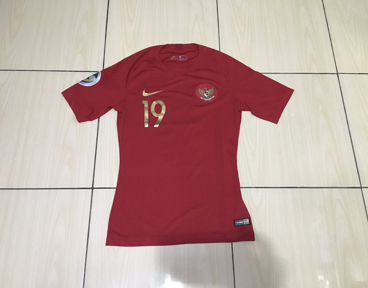 Karisyunianto's tweet photo. Jersey Match Worn &amp; Issue Timnas Indonesia AFC U16 2018
- Talaohu Size S
- Rendy Juliansyah Size M
Harga : 750.000/pcs
Cp. 081212595550 Whatsapp
@Jerseyforum @JerseyLigina @Officialkjti @jersey_ciamikk #jersey4sale #jerseytimnas https://t.co/ky3Zso4HeE