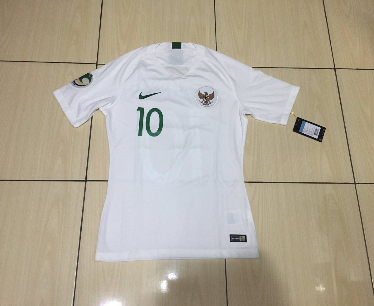 Karisyunianto's tweet photo. Jersey Match Worn &amp; Issue Timnas Indonesia AFC U16 2018
- Talaohu Size S
- Rendy Juliansyah Size M
Harga : 750.000/pcs
Cp. 081212595550 Whatsapp
@Jerseyforum @JerseyLigina @Officialkjti @jersey_ciamikk #jersey4sale #jerseytimnas https://t.co/ky3Zso4HeE