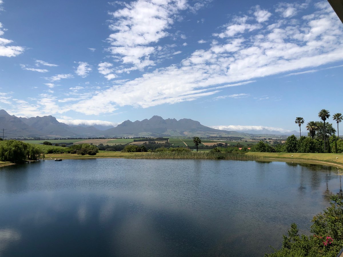 AsaraEstate's tweet photo. The ultimate Winelands destination is open for bookings! 5-star accommodation & service, stunning views, great wines and restaurants await you! https://t.co/iRJL3yWptn #asara #asarawines #asaraestate #stellenbosch #luxuryhotel https://t.co/ZBgkXhbTqA