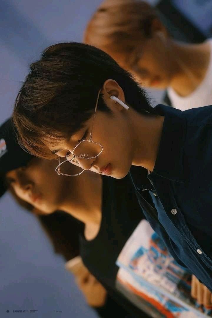 Angel64668512's tweet photo. Sebenci itukah netijen sama #RENJUN ?

Renjun best boy https://t.co/gwn7hEke5M