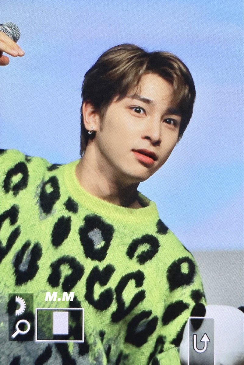 why is he like this!! ( •́ ̯•̀ )♡