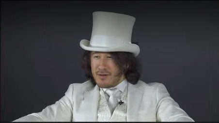 SweatyGamer9's tweet image. #MarksNewHat #UnusAnnusisoverparty #UnusAnnus