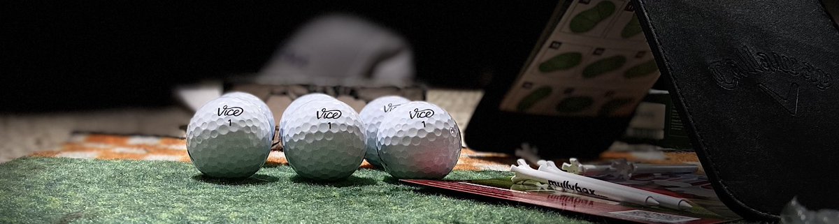 ConnorAmos14's tweet photo. Another great month from @mullybox. Can’t wait to see what surprises next month will bring! Check the link and promo code in my bio for $10 off your first month. Vice balls have been a pleasant surprise since signing up!  #golf #themasters #mullybox https://t.co/wUMAYeynQJ