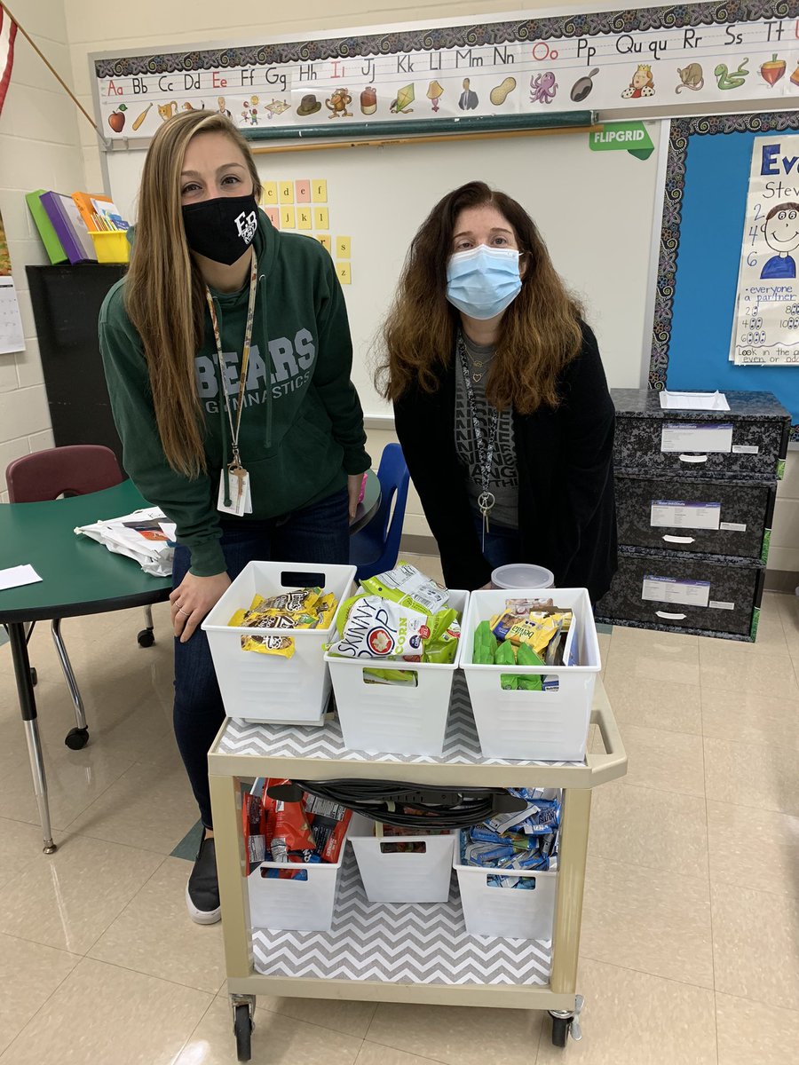 Thank you to our very own SAS @senis23 and the <a href="/CentralSchoolEB/">Central School</a> PTA for this amazing cart of goodies 💚 <a href="/melissprisco/">Melissa Kaplow</a> and I were very appreciative of the treats!