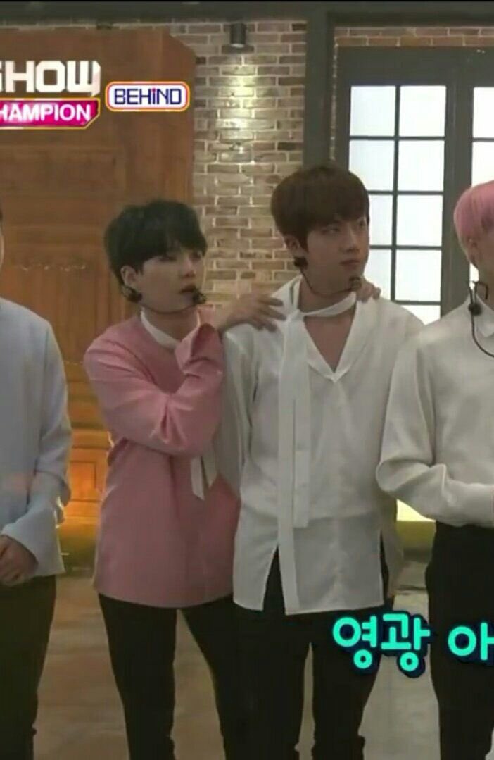Yoonjin size difference a cuteee thread 