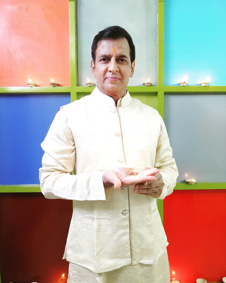 LahriSunil's tweet photo. आप सभी को दिपावली की बहुत बहुत बधाई और शुभकामनाएं 🙏💖💐😘 https://t.co/oI8KY766LC