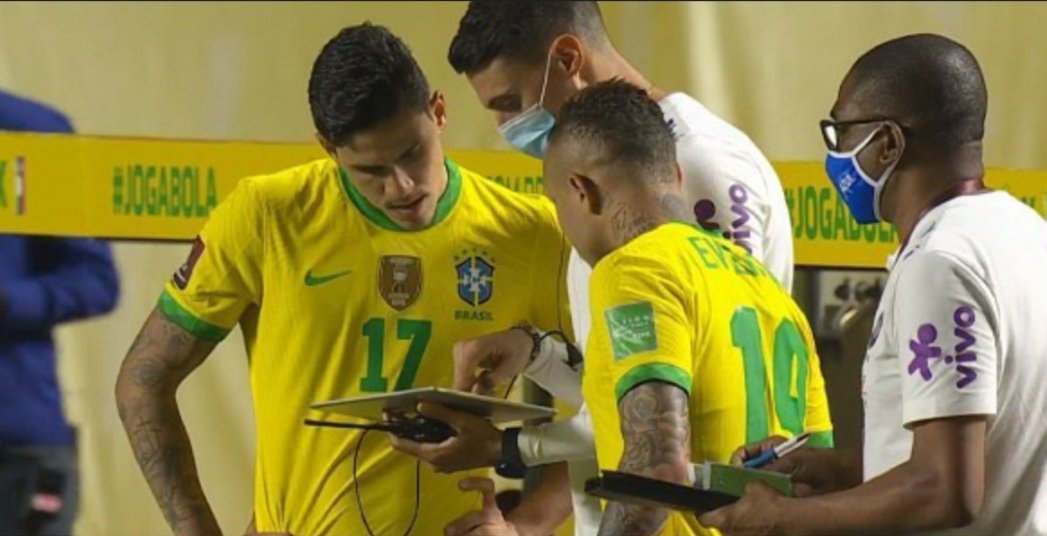 safjr's tweet photo. Nada contra o filho do CHEFE massss , gostaria muito de sabe os pensamentos do Pedro , Cebolinha e principalmente do Cesar Sampaio #ForaTite https://t.co/X95MNXLr03