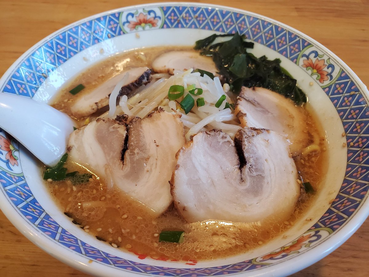 ぬこ 横浜 14 Beta1 泉区 瀬谷柏尾線沿いで昼食 味噌チャーシューめん 0円 らーめん花樂 相模新橋店 太麺 味噌らしさを堪能できるスープ 具はチャーシュー わかめ もやし 葱 このチェーンの味噌は安定して美味しいな また 花樂制覇に一歩 ぬこ 横浜 14 Beta1 泉区 瀬谷柏尾線沿いで昼食 味噌チャーシューめん 0円 らーめん花樂 相模新橋店 太麺 味噌らしさを堪能できるスープ 具はチャーシュー わかめ もやし 葱 このチェーンの味噌は安定して美味しいな また 花樂制覇に一歩
