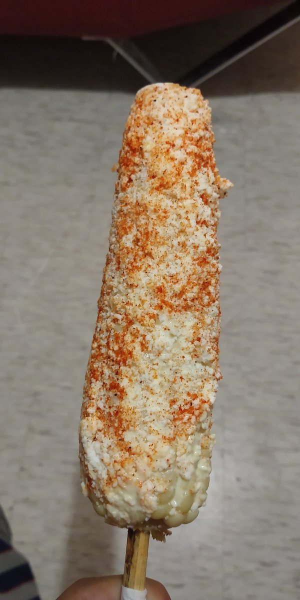 #MeCaeQue me como un elote