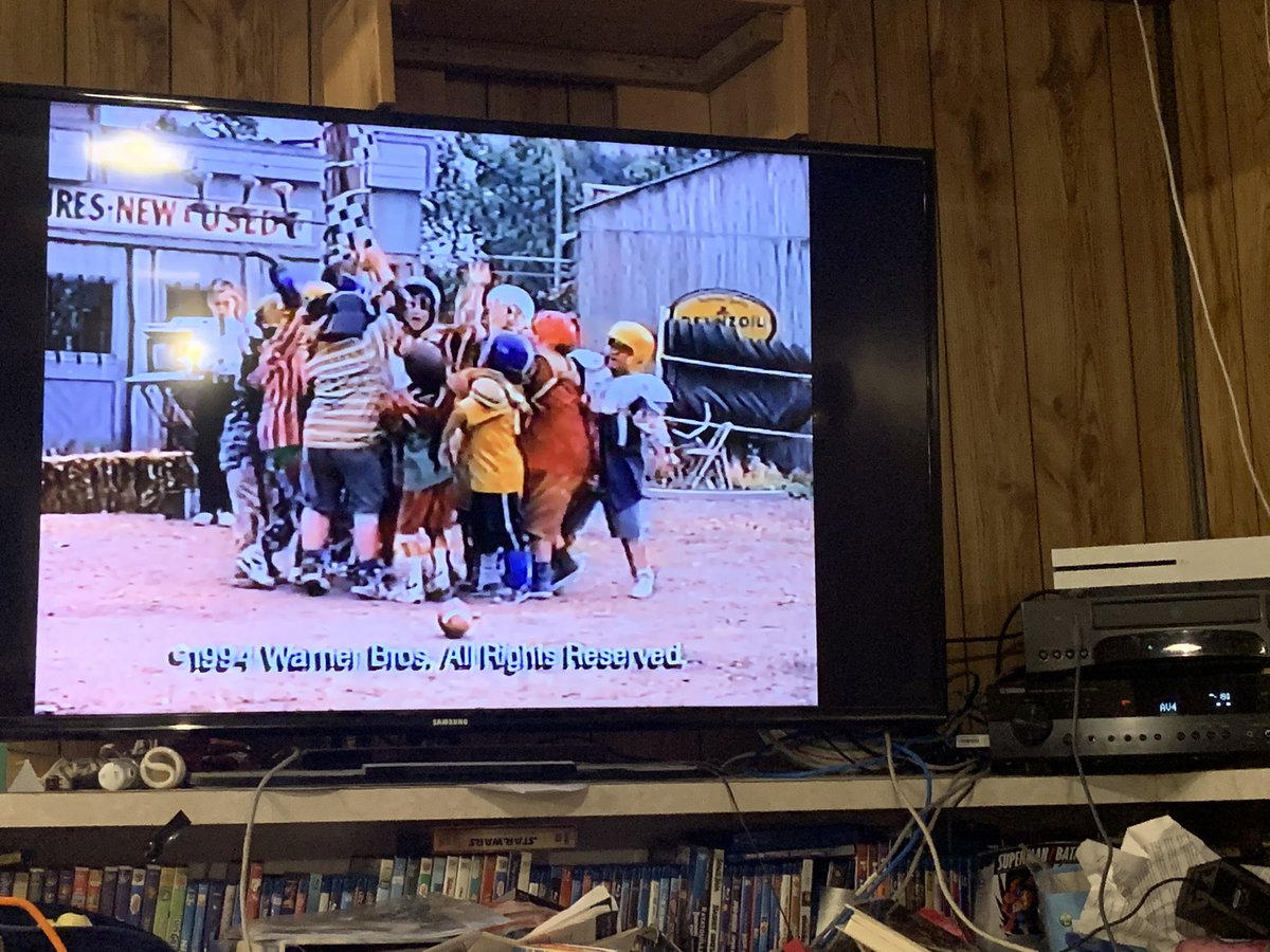 KRybchynski's tweet photo. Hooked up the vcr.  Looks better than I expected https://t.co/OIUGSP1c5N