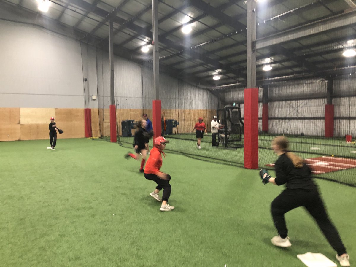 MarkHealyNL's tweet photo. Great session for week 4 of @NLGirlsBaseball #EasternRegionFallIndoorTraining at @premiersportsNL #Hitting #Rundowns #BadHops #Hardwork #Birthday @BaseballNL @baseballstjohns @MPbaseball1 @CBSBaseball @PMBPhantoms https://t.co/QU6B7JXKrE