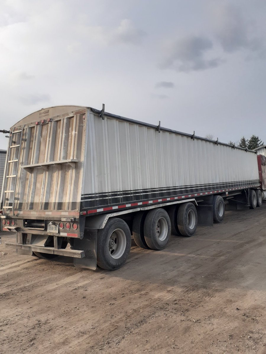 For sale!!! 2005 Load King Hopper Trailer, 4 axle, it is SPIF, very good condition minor patches, hoppers are very clean. 22.5 tires avg 70%, brakes and undercarriage are all in good shape, safeties in april. Aluminum buds. Tarp is a year old. Asking $31,000 contact me 5198511989